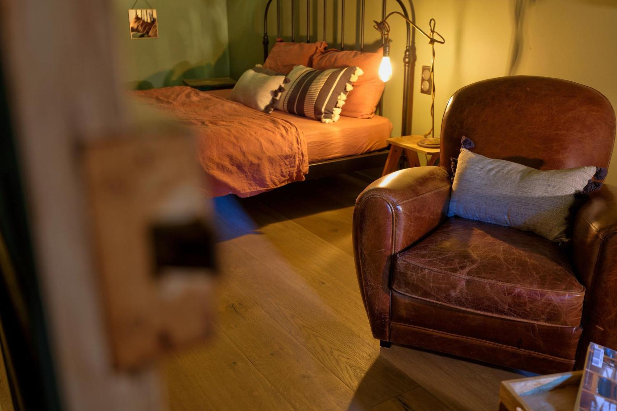 Hotel La Gourmandine Courry Zewnętrze zdjęcie